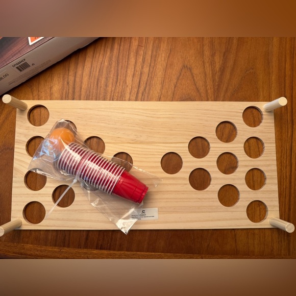 Cipton Wooden Tabletop Cup Mini Pong Set Game Complete New Open Box - Picture 3 of 4